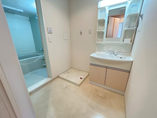 物件内観写真9　(洗面)