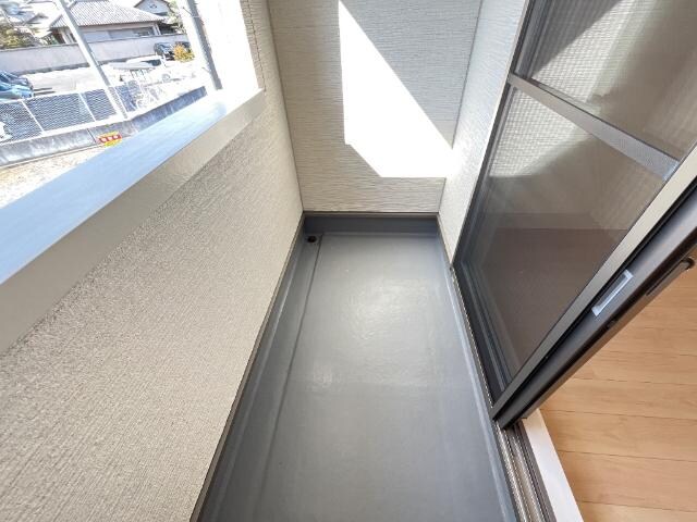 物件内観写真12　(ベランダ)