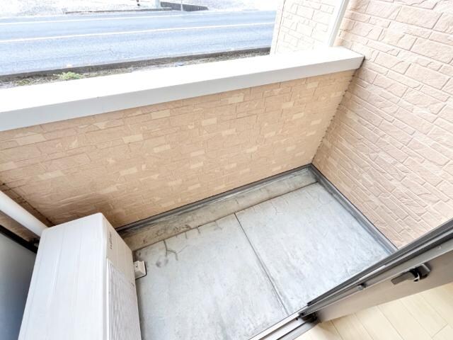 物件内観写真28　(ベランダ)