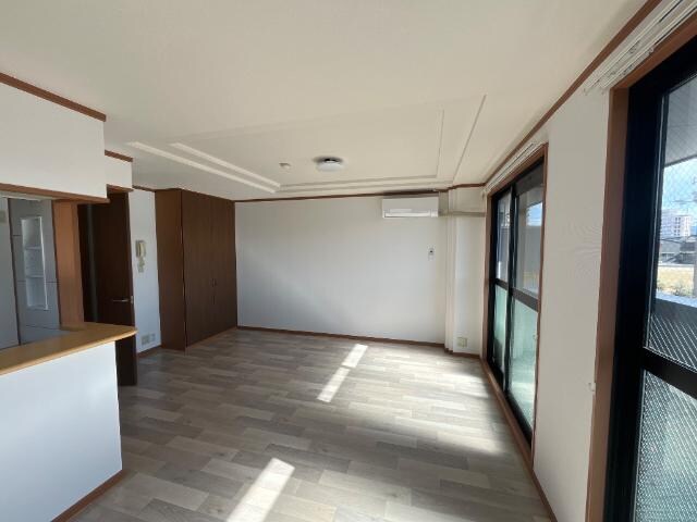 物件内観写真7　(ベランダ)