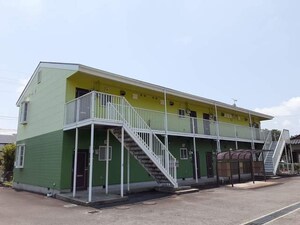 新居アパート．Ｙ外観写真