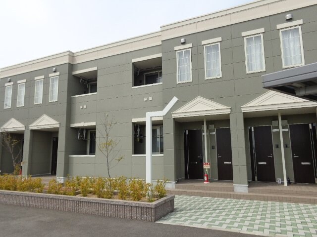 物件外観写真2　(外観写真（昼）)