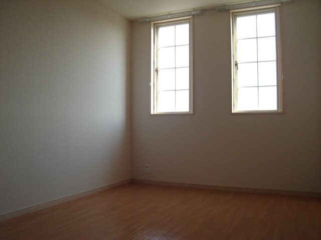 物件内観写真13　(洋室)