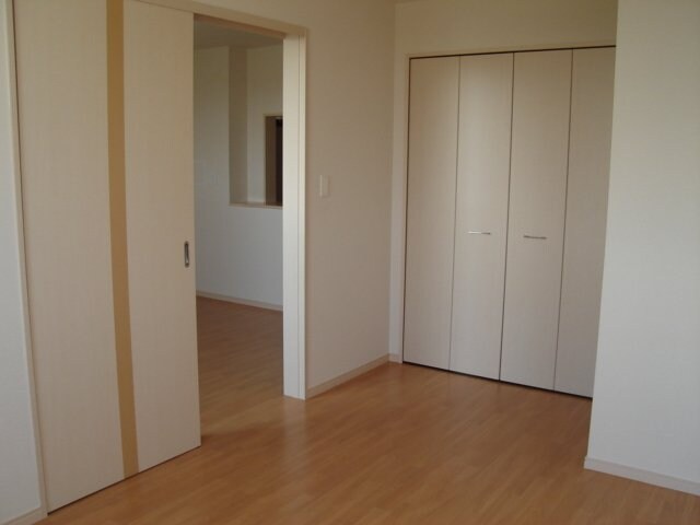 物件内観写真15　(洋室)