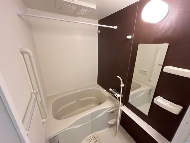 物件内観写真6　(バス／シャワールーム等)