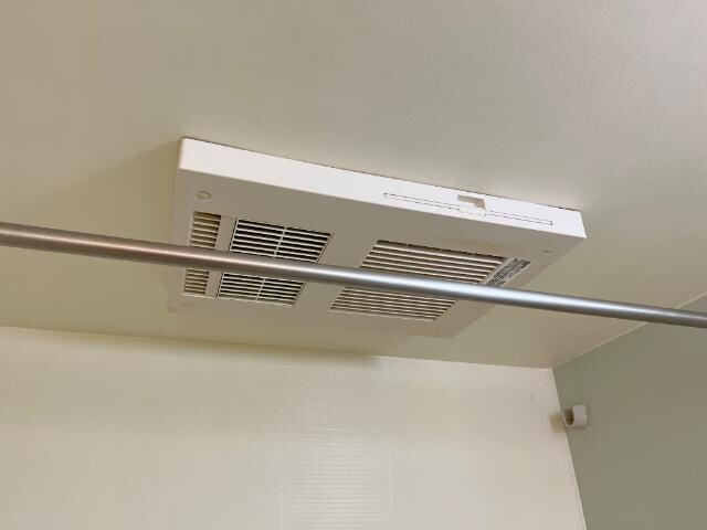 物件内観写真27　(浴室乾燥機)