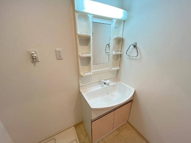 物件内観写真28　(洗髪洗面化粧台)