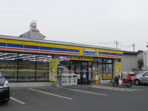 周辺環境(ミニストップ観音寺駅前店まで971ｍ)