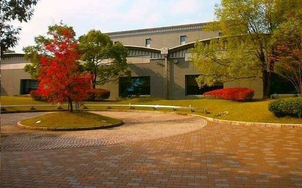 周辺環境(香川県立図書館さんまで1100m)