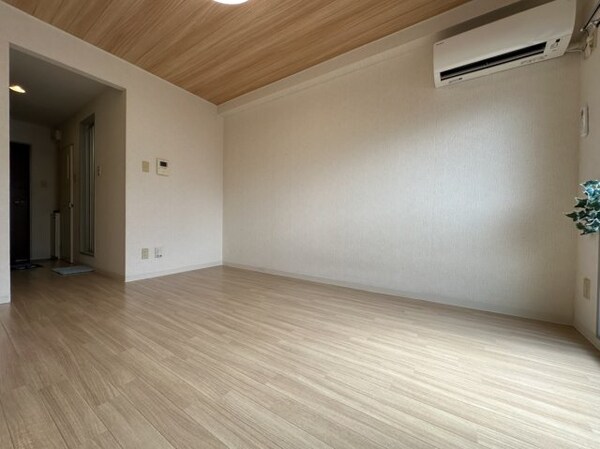 居室(他部屋参照)