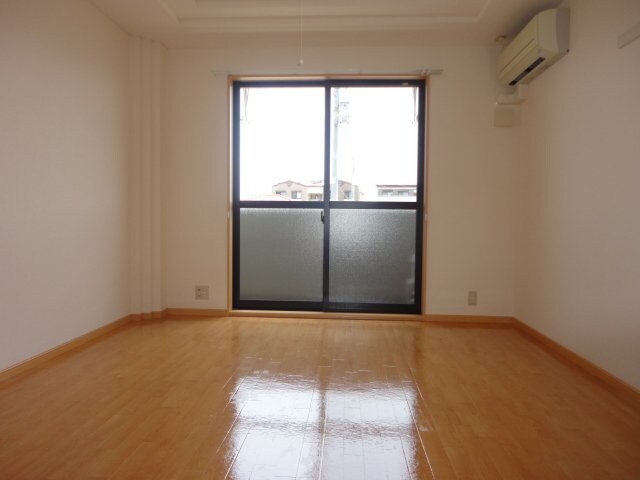 物件内観写真7　(洋室)