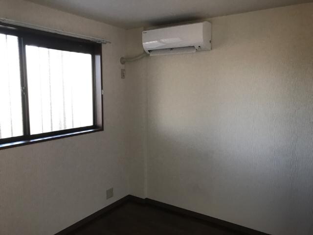 物件内観写真11　(寝室)