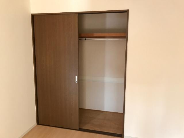 物件内観写真18　(クローゼット)