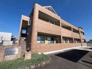 物件外観写真1　(外観写真（昼）)