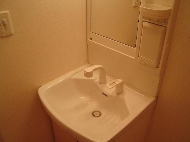 物件内観写真17　(洗髪洗面化粧台)