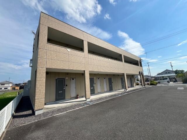 物件外観写真1　(外観写真（昼）)