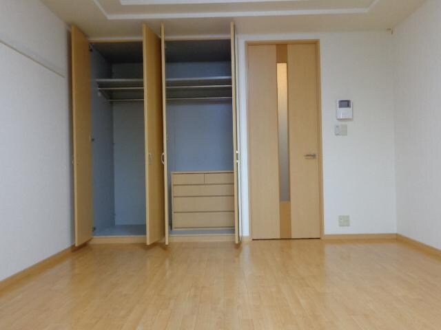 物件内観写真21　(クローゼット)