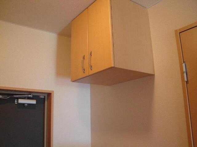 物件内観写真23　(上側の下駄箱)