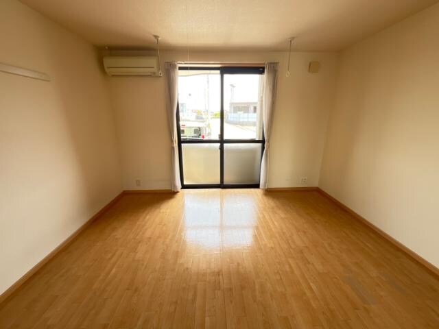 物件内観写真23　(洋室)