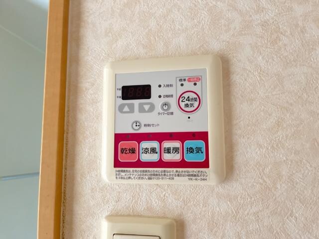 物件内観写真26　(浴室乾燥機)