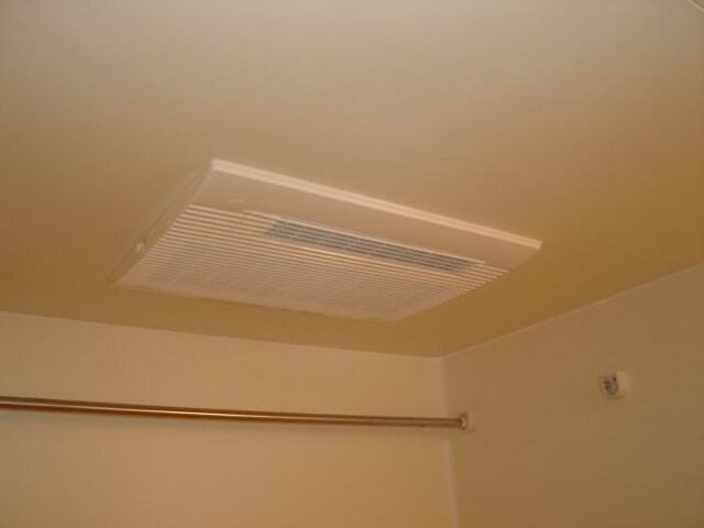 物件内観写真9　(浴室乾燥機)