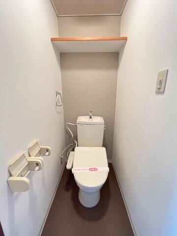 物件内観写真6　(シャワー付トイレ（イメージ）)