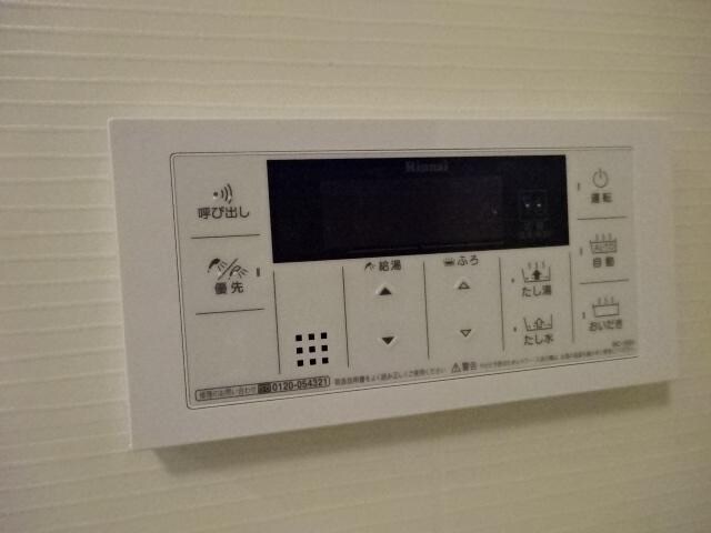 物件内観写真19　(給湯パネル（イメージ）)