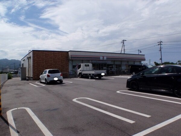 周辺環境(セブンイレブン三豊詫間町店まで2900m)