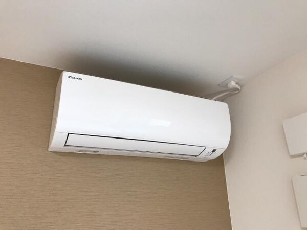 建物設備(エアコン)