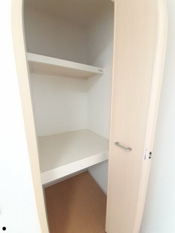 物件内観写真14　(収納があります)