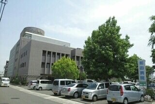 物件外観写真4　(前田病院さんまで1730m)