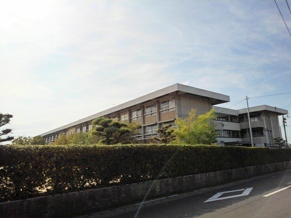 周辺環境(多度津町立豊原小学校まで500m)