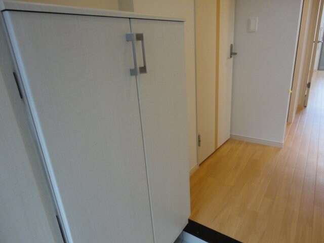 物件内観写真20　(下足箱)