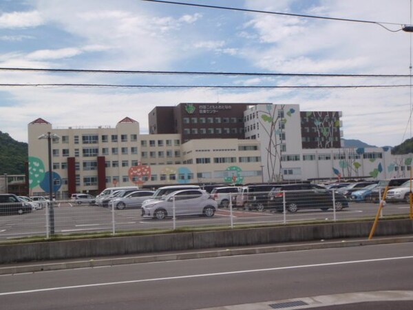 周辺環境(四国こどもと大人の医療センターまで1000m)