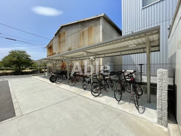 建物設備(駐輪場)