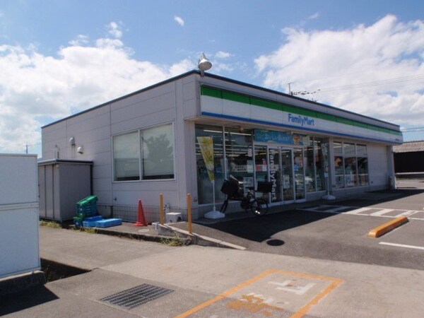周辺環境(ファミリーマート善通寺原田店まで800m)