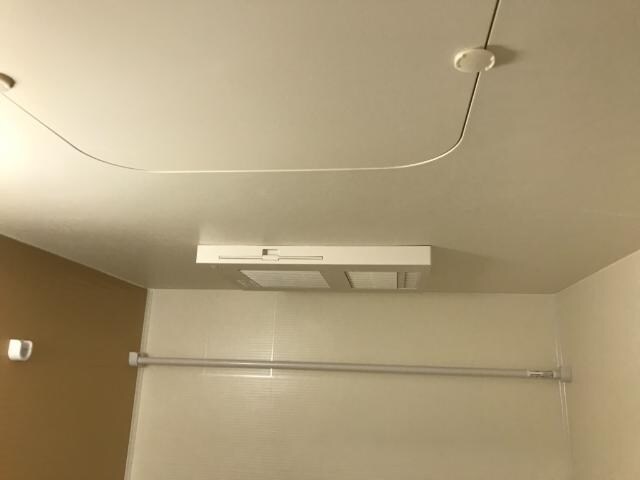 物件内観写真17　(浴室乾燥機)