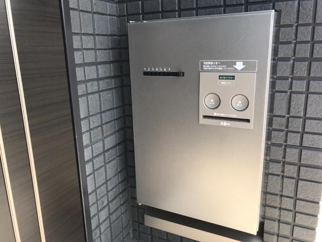 物件内観写真25　(宅配ボックス)