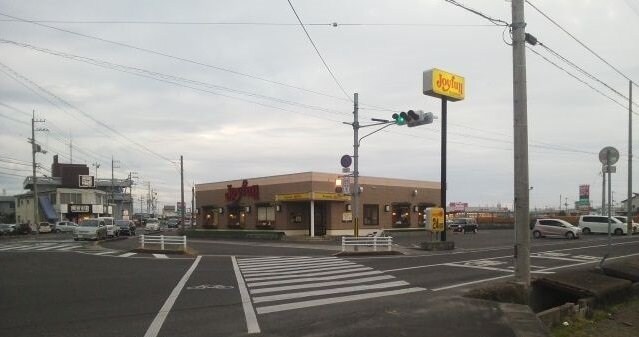 物件外観写真8　(ジョイフル様まで2500m)