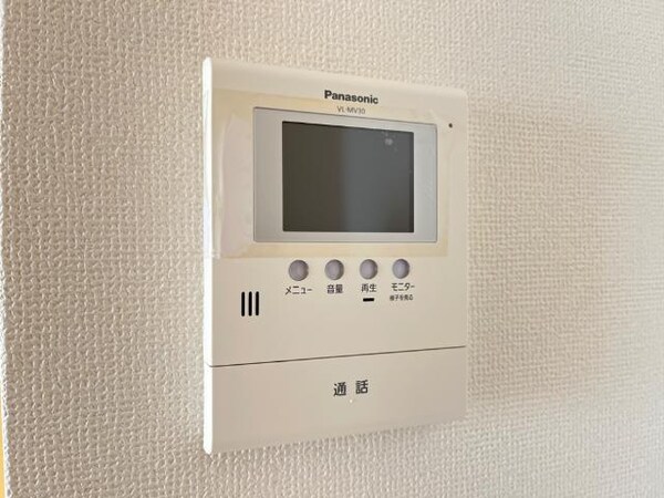 内装他(カメラ付インターホン)