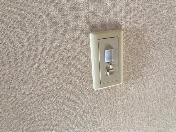 建物設備(人感センサー)