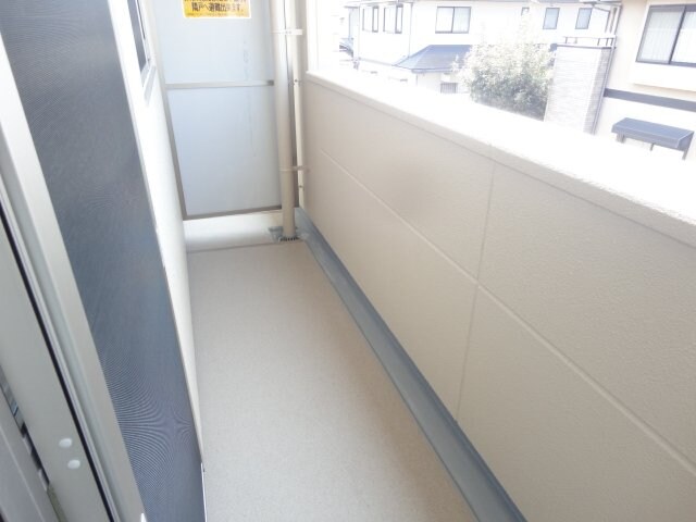 物件内観写真8　(ベランダ)