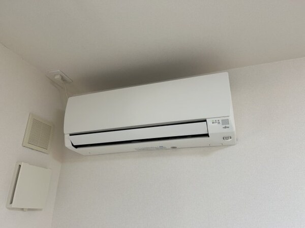 建物設備(エアコン)