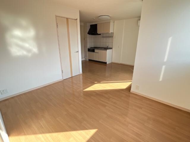 物件内観写真9　(リビング)