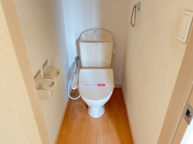 物件内観写真16　(トイレ)