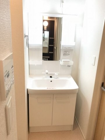 物件内観写真15　(洗面所です)