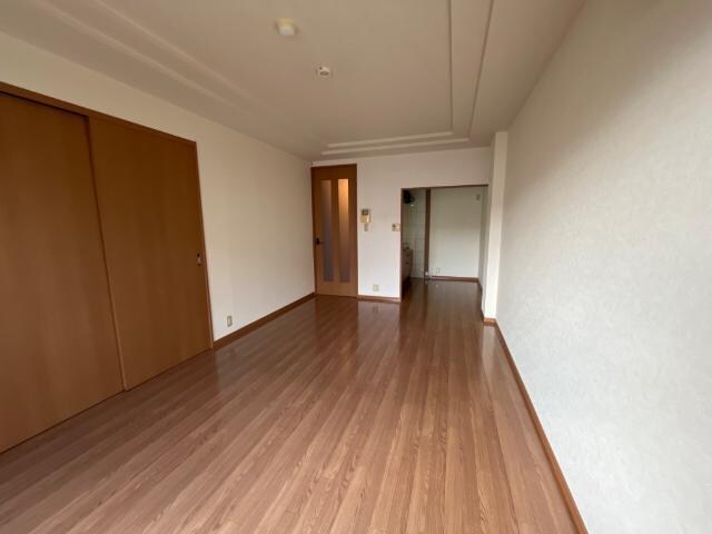 物件内観写真10　(リビング)