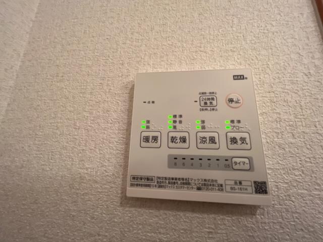 物件内観写真27　(浴室乾燥機)