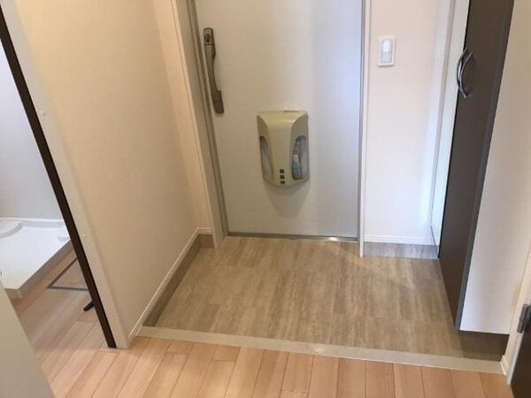 玄関(玄関)
