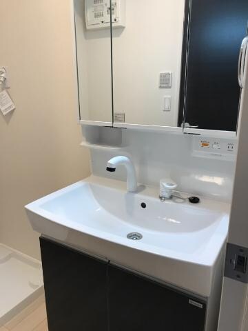 物件内観写真14　(洗髪洗面化粧台)